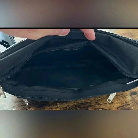 EUROSPORT | Large fannie pack, belt bag - Picture 5 of 12